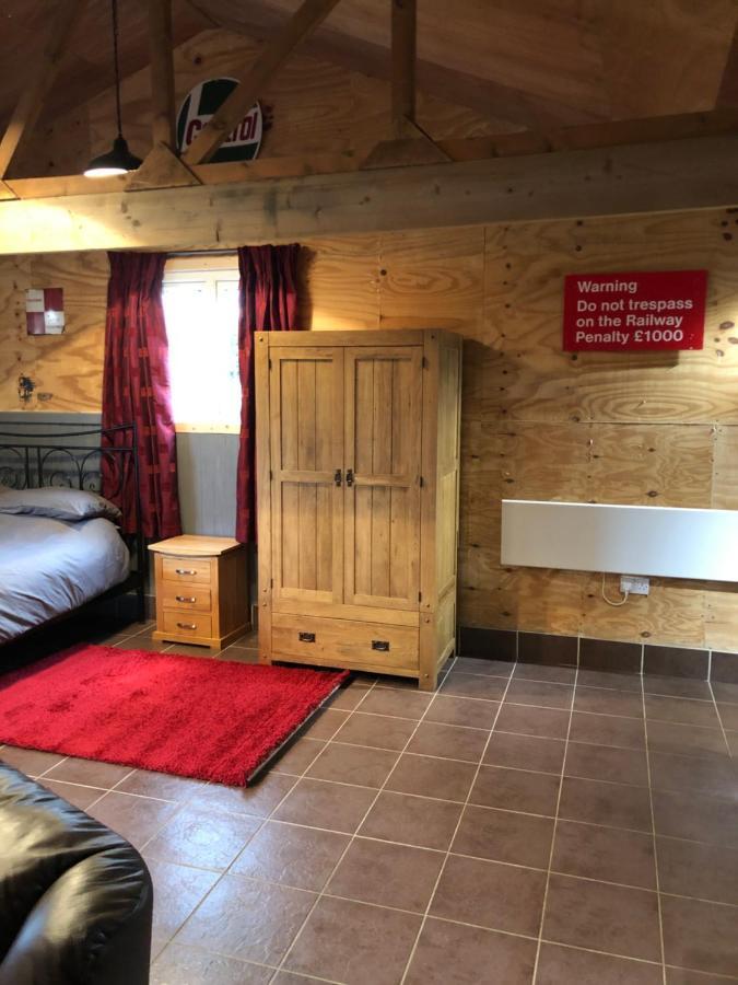 The Lodge Бедфорд Екстериор снимка